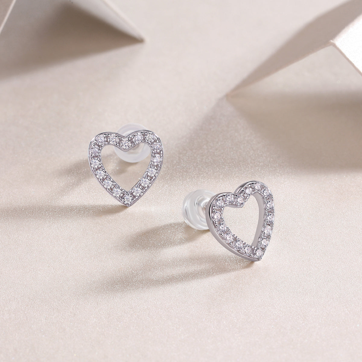 925 Sterling Silver Moissanite Heart Earrings