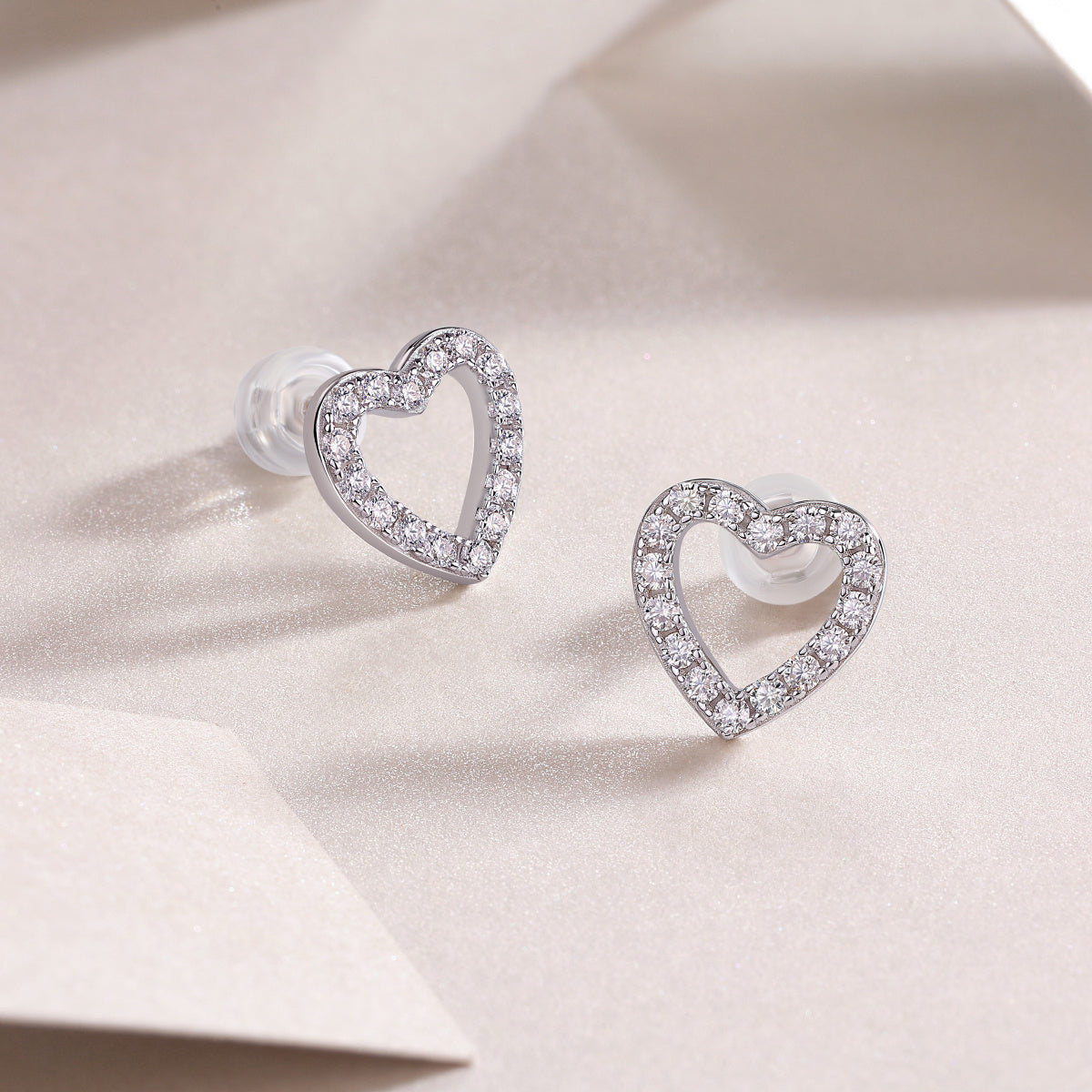 925 Sterling Silver Moissanite Heart Earrings