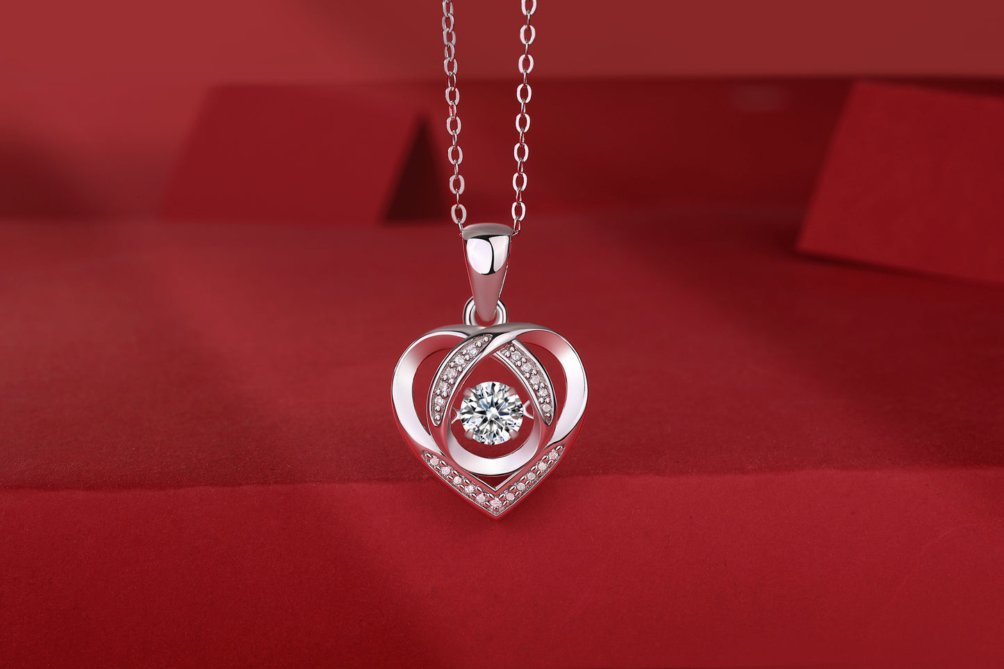 925 Sterling Silver Platinum 0.5-carat Moissanite Floating Heart Necklace
