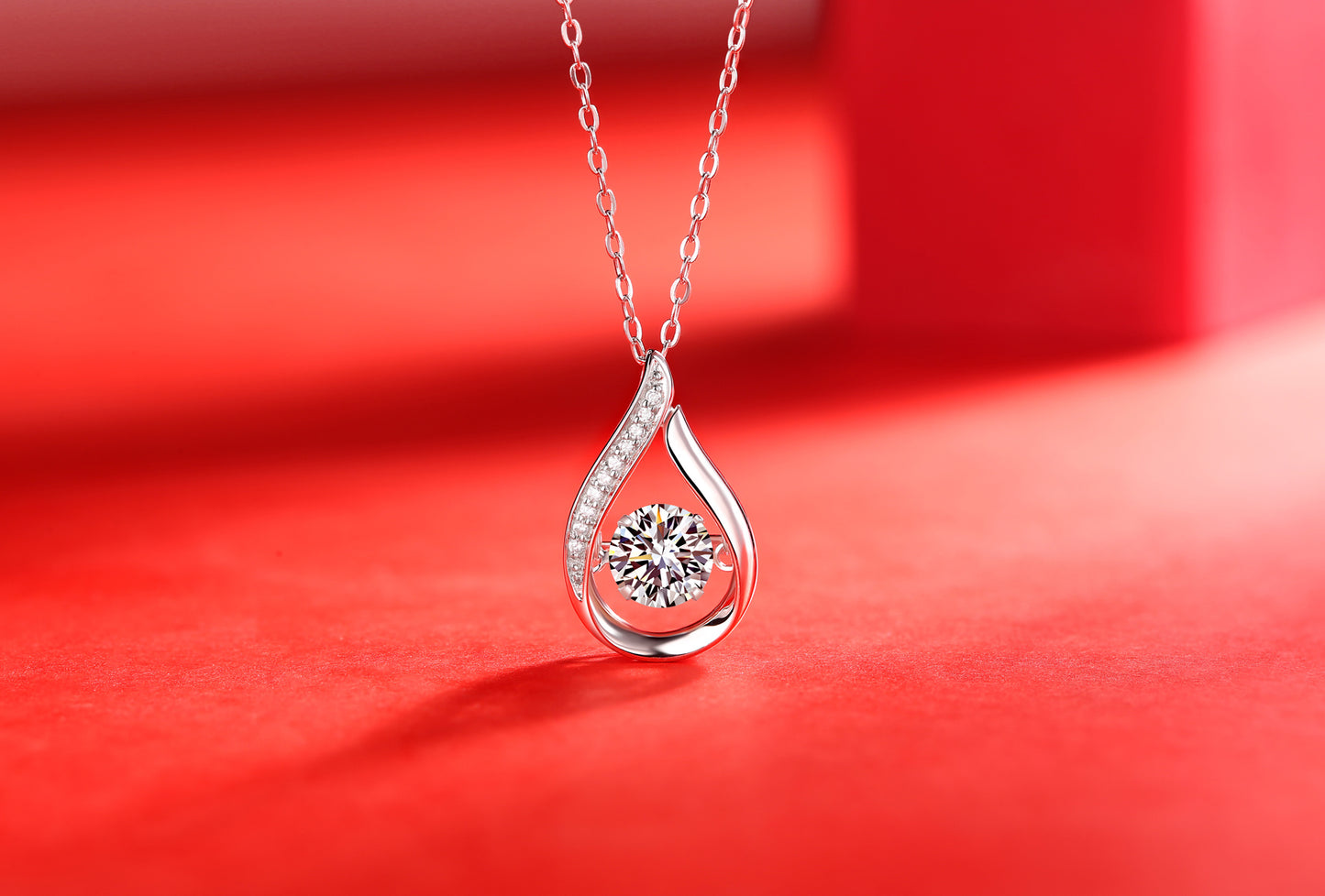 925 Sterling Silver Platinum 1-carat Moissanite Floating Necklace