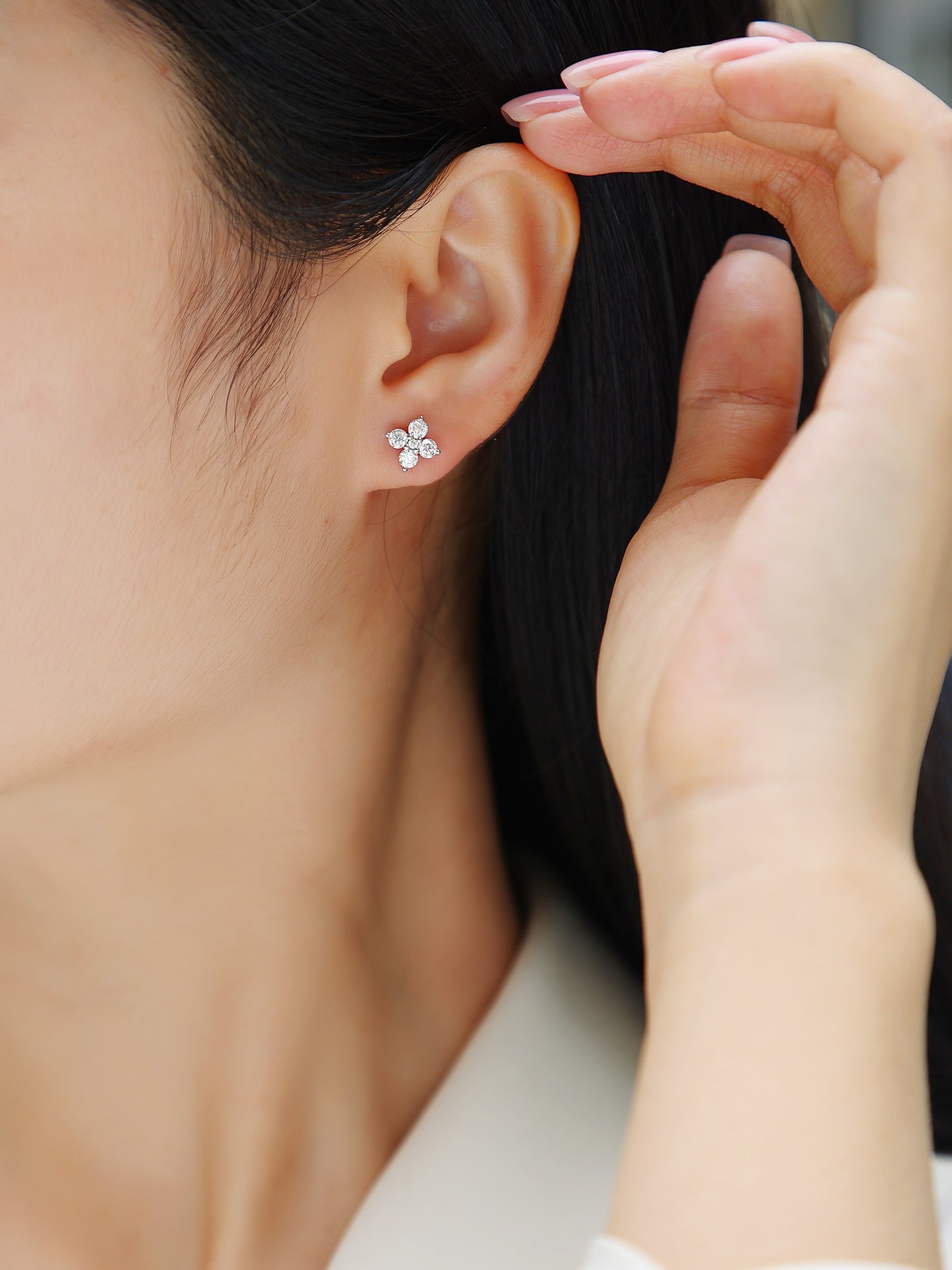 925 Sterling Silver Platinum Moissanite Star Earrings